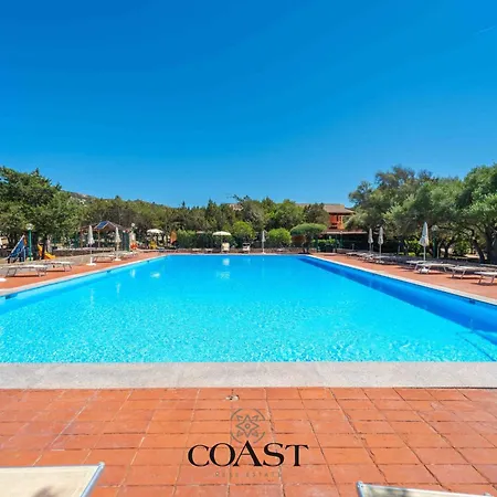 Con Piscina E Spiaggia, Per Famiglie! * Olbia
