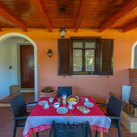Con Piscina E Spiaggia, Per Famiglie! Tatil Evi Olbia