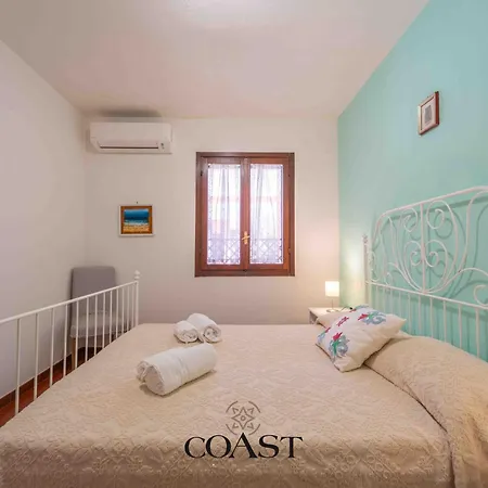 Con Piscina E Spiaggia, Per Famiglie! Hébergement de vacances *